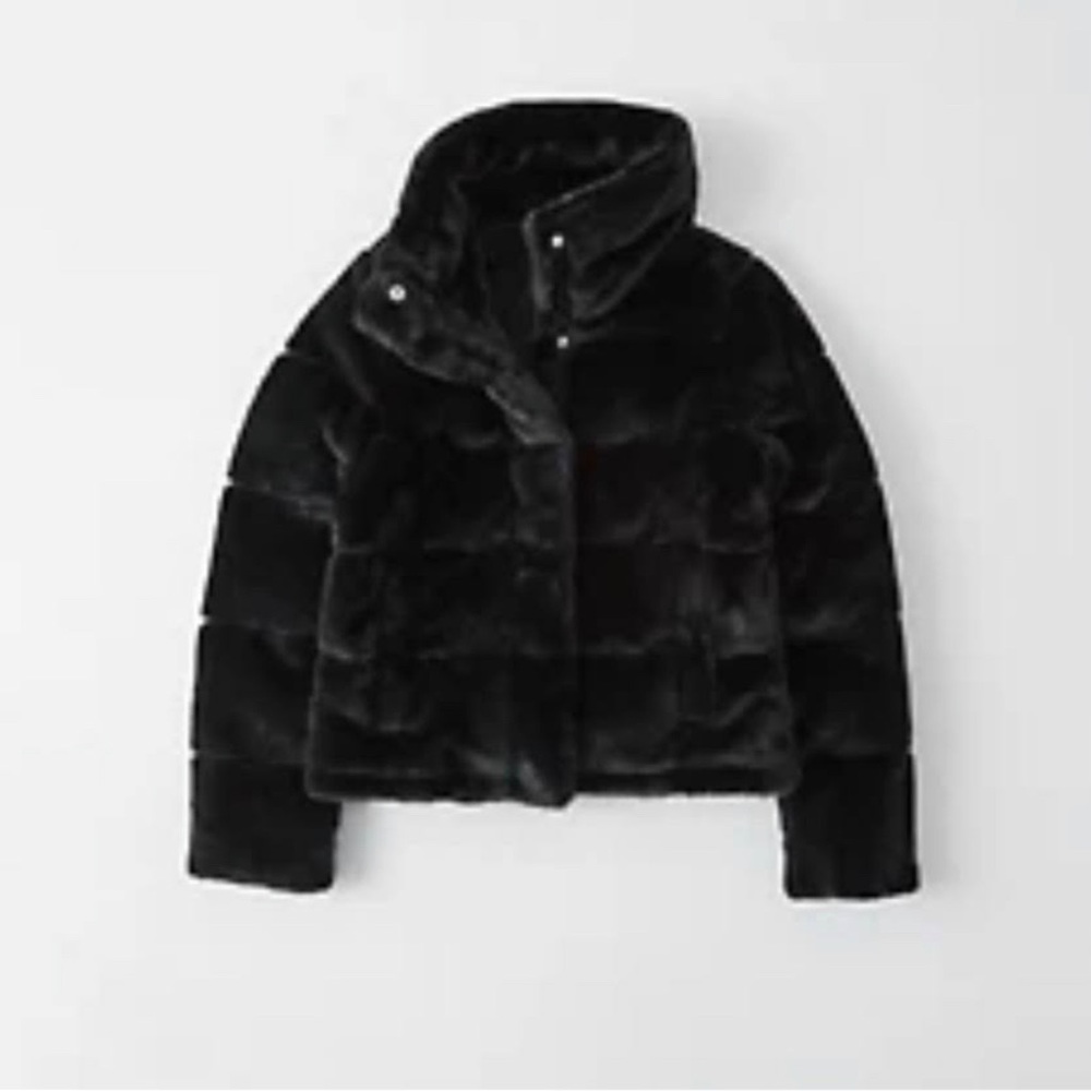 Abercrombie faux fur cropped bomber